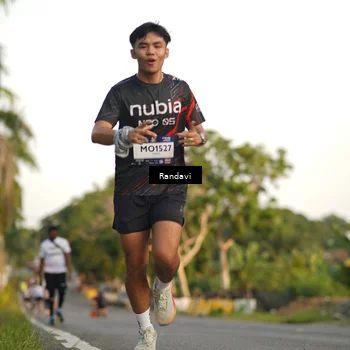 Runner Photo 7683506