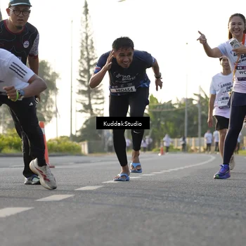 Runner Photo 7683510