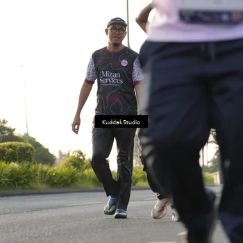 Runner Photo 7683523