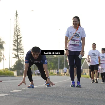 Runner Photo 7683526