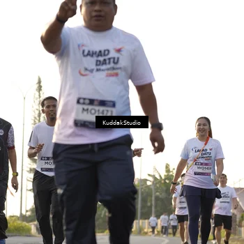 Runner Photo 7683532