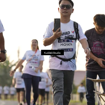 Runner Photo 7683537