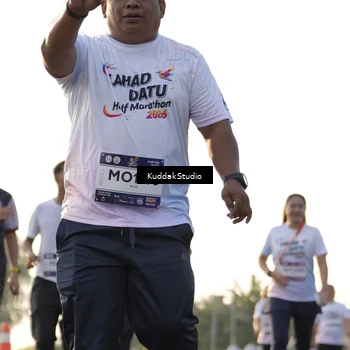 Runner Photo 7683538