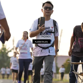 Runner Photo 7683551