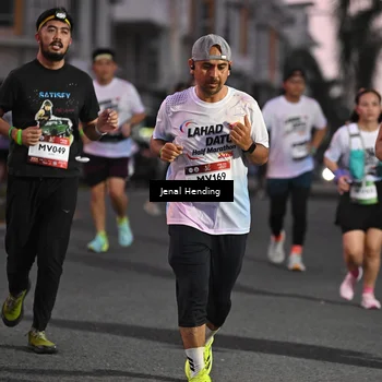 Runner Photo 7683555