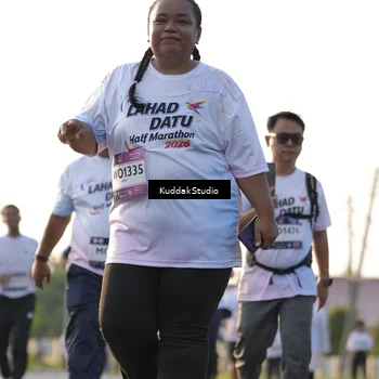 Runner Photo 7683558
