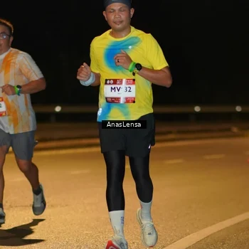 Runner Photo 7683579
