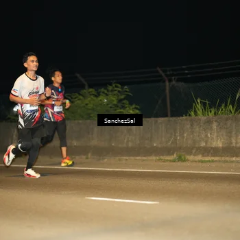 Runner Photo 7683582