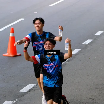 Runner Photo 7683591