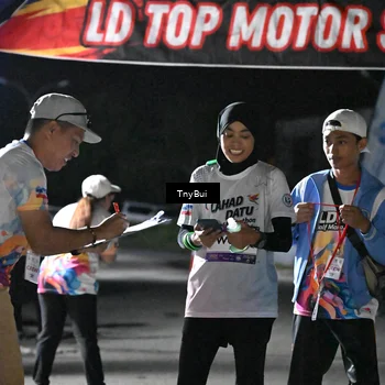 Runner Photo 7683611