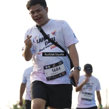 Runner Photo 7683633