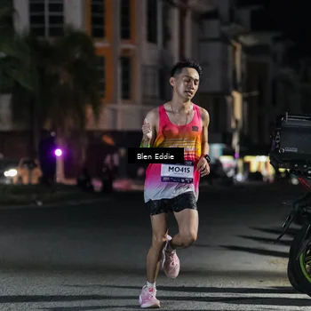 Runner Photo 7683640