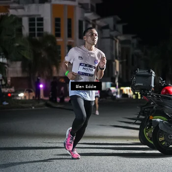 Runner Photo 7683649