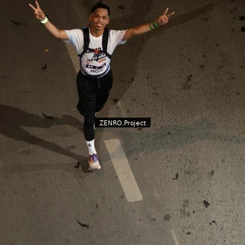 Runner Photo 7683650