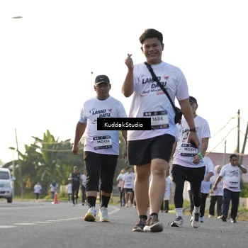 Runner Photo 7683651