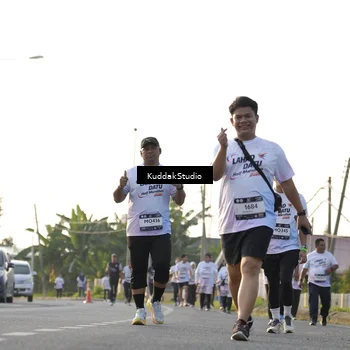 Runner Photo 7683656