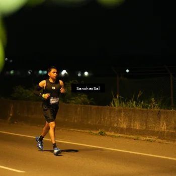 Runner Photo 7683668