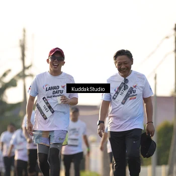 Runner Photo 7683688