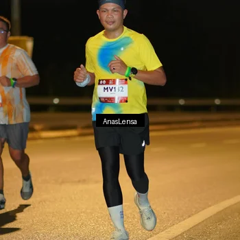 Runner Photo 7683689