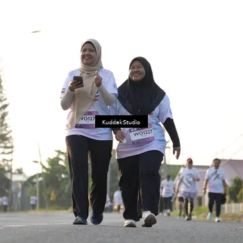 Runner Photo 7683704