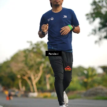 Runner Photo 7683707