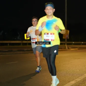 Runner Photo 7683719