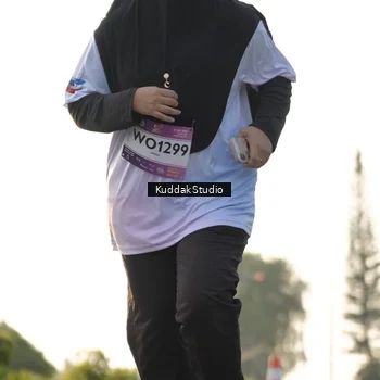 Runner Photo 7683735