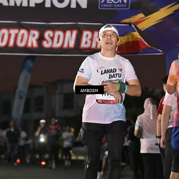 Runner Photo 7683738