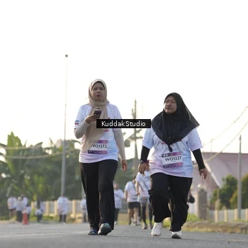 Runner Photo 7683739