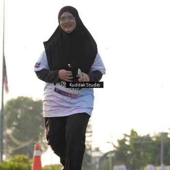 Runner Photo 7683756