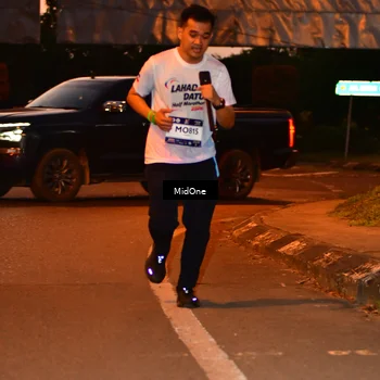 Runner Photo 7683799