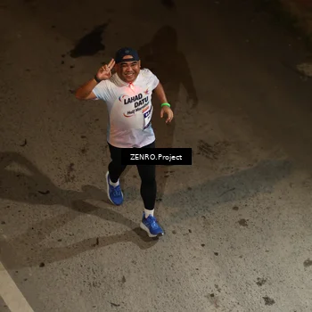 Runner Photo 7683800