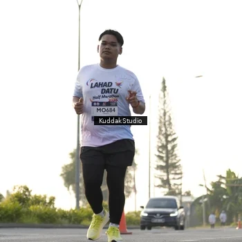Runner Photo 7683808
