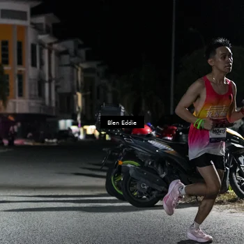 Runner Photo 7683844