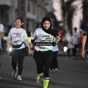 Runner Photo 7683851