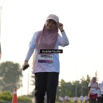 Runner Photo 7683864