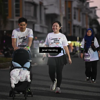 Runner Photo 7683872