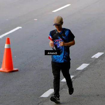 Runner Photo 7683886
