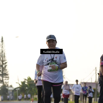 Runner Photo 7683890