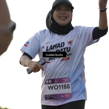 Runner Photo 7683897