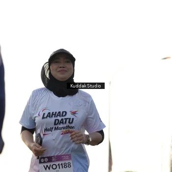 Runner Photo 7683900