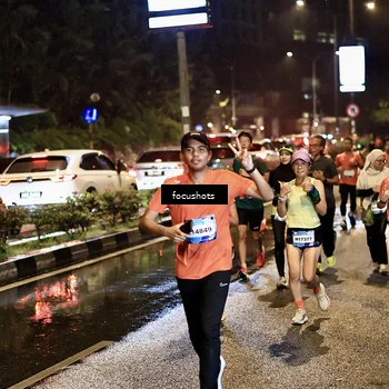 Runner Photo 7683948