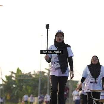 Runner Photo 7683951