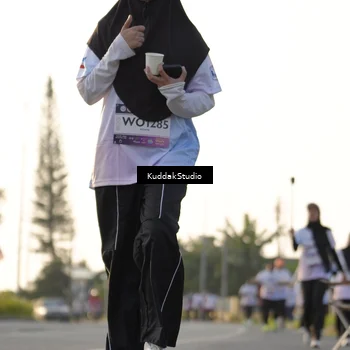 Runner Photo 7683954