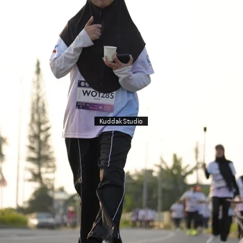 Runner Photo 7683955