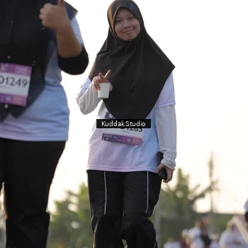 Runner Photo 7683960