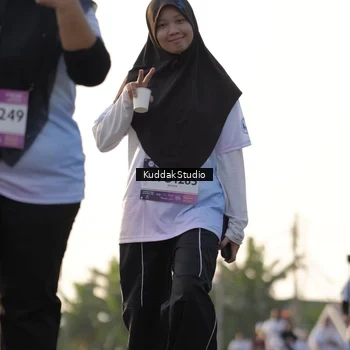 Runner Photo 7683963