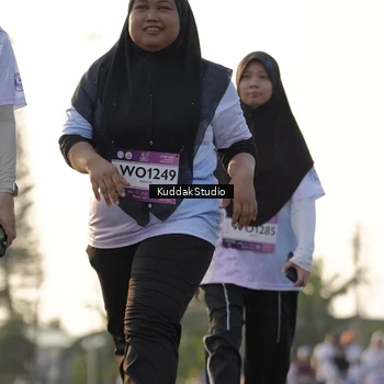 Runner Photo 7683965