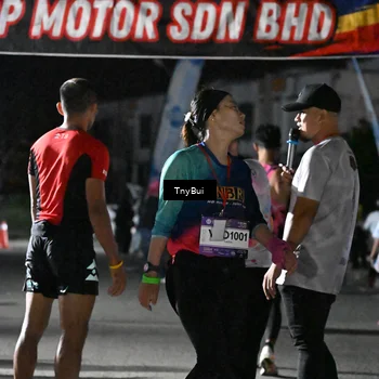 Runner Photo 7683967