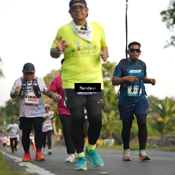 Runner Photo 7683969